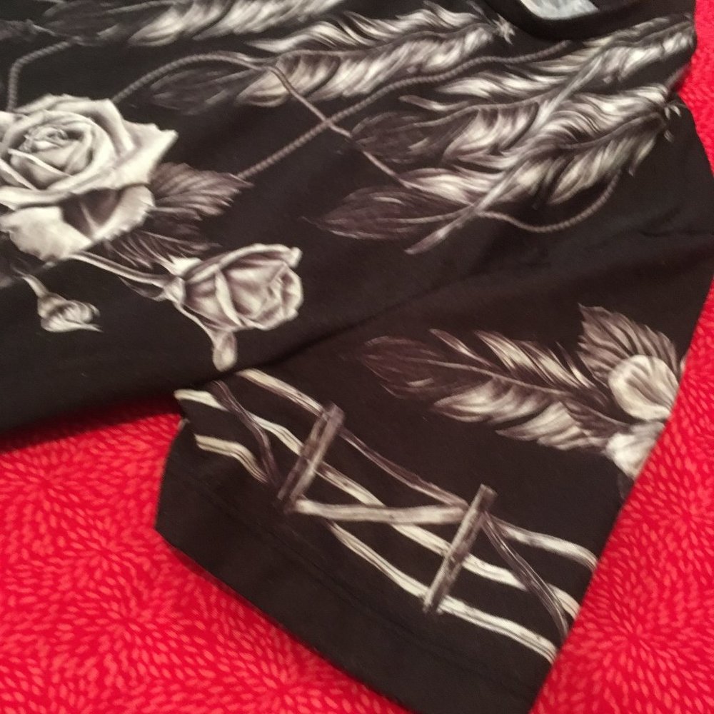 Zara Man T-Shirt Size Small 👀👕 - Picture 3 of 9